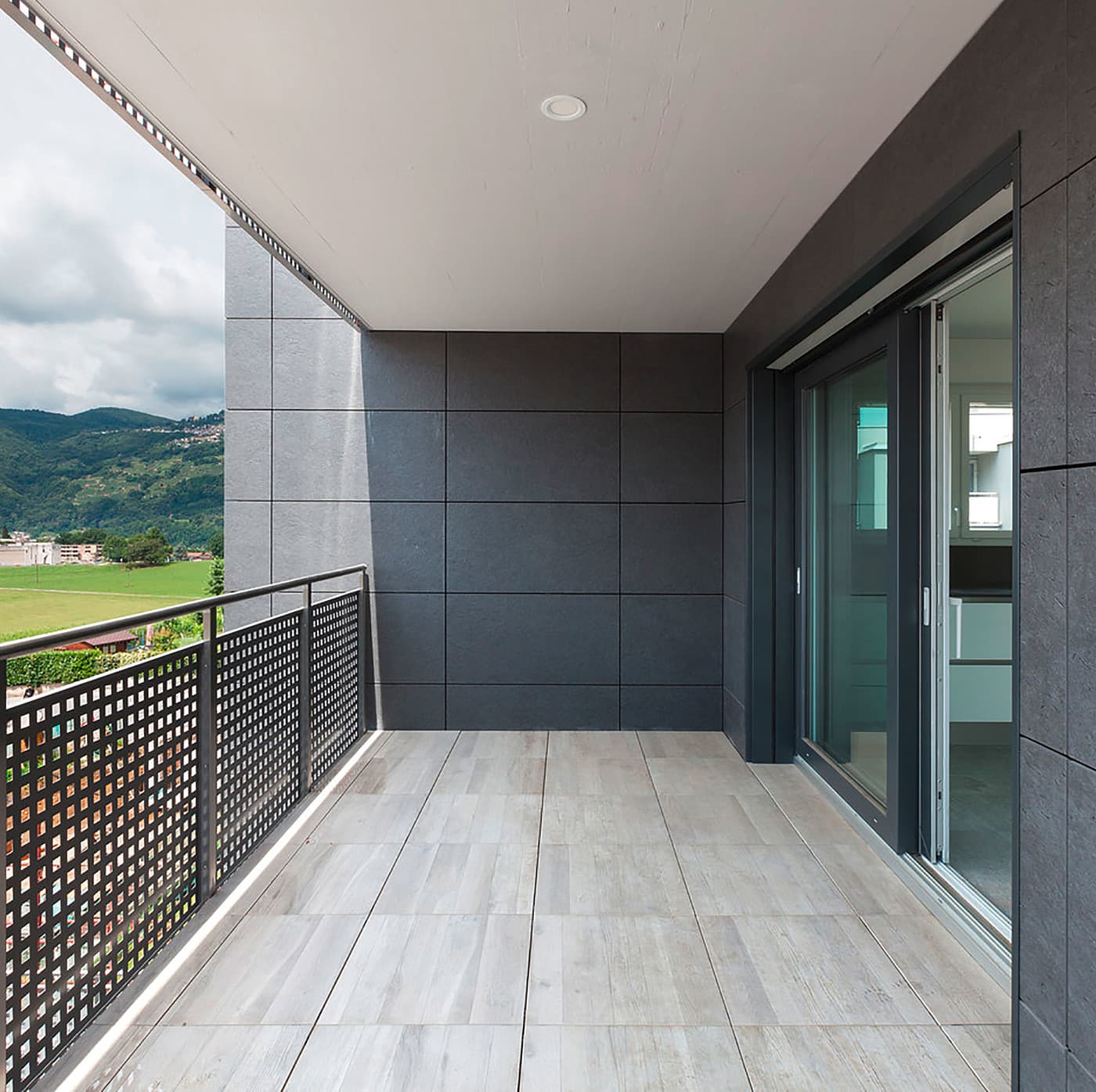 DECCO (glisant)